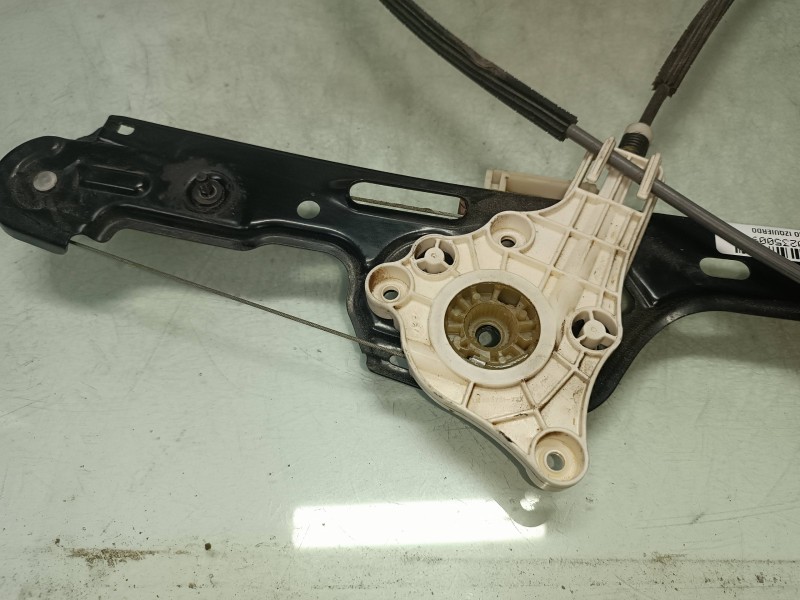 Recambio de elevalunas delantero izquierdo para bmw serie 1 berlina (e81/e87) 120d referencia OEM IAM 7067795S 7138465E ELECTRIC