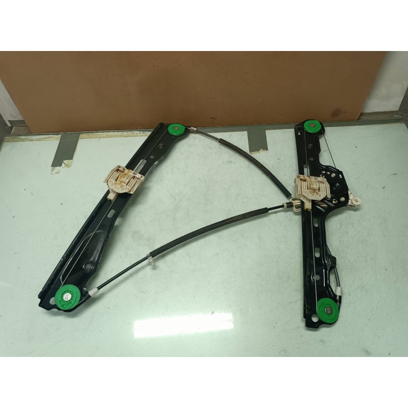 Recambio de elevalunas delantero izquierdo para bmw serie 1 berlina (e81/e87) 120d referencia OEM IAM 7067795S 7138465E ELECTRIC