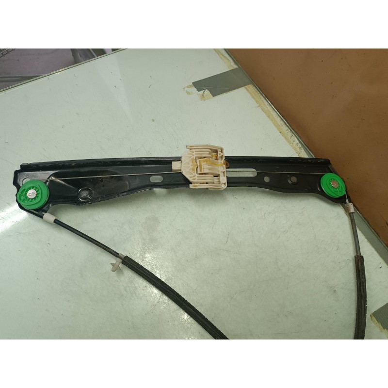 Recambio de elevalunas delantero izquierdo para bmw serie 1 berlina (e81/e87) 120d referencia OEM IAM 7067795S 7138465E ELECTRIC
