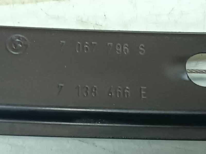 Recambio de elevalunas delantero derecho para bmw serie 1 berlina (e81/e87) 120d referencia OEM IAM 7067796S 7138466E ELECTRICO