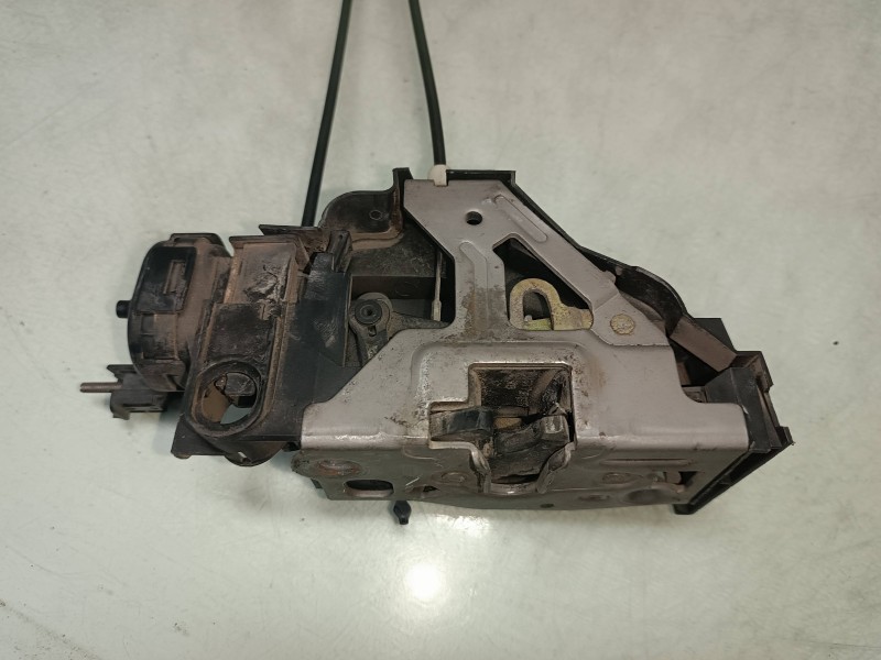 Recambio de cerradura puerta trasera derecha para mercedes-benz clase a (w168) 170 cdi (168.009) referencia OEM IAM   