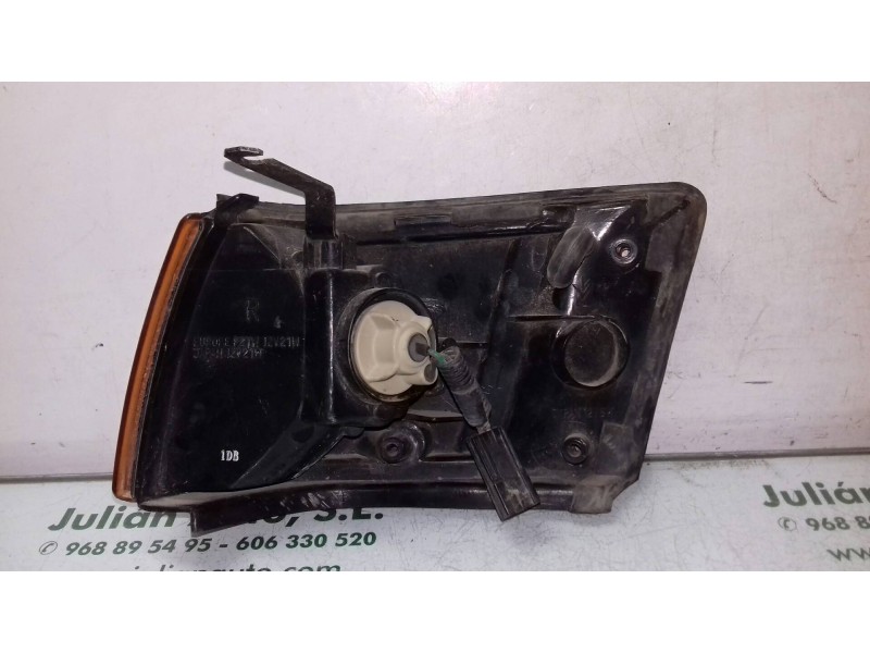 Recambio de piloto lateral izquierdo para nissan sunny berlina (n13) 1.6 12v cat referencia OEM IAM P21W12V21W  