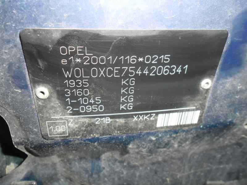 opel meriva del año 2004