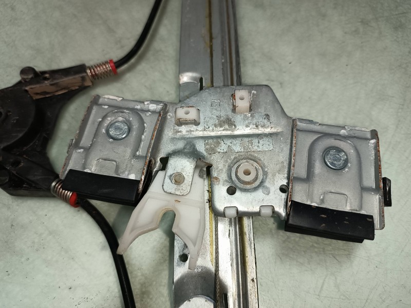 Recambio de elevalunas delantero derecho para ford fiesta (cb1) econetic referencia OEM IAM 1577  ELECTRICO