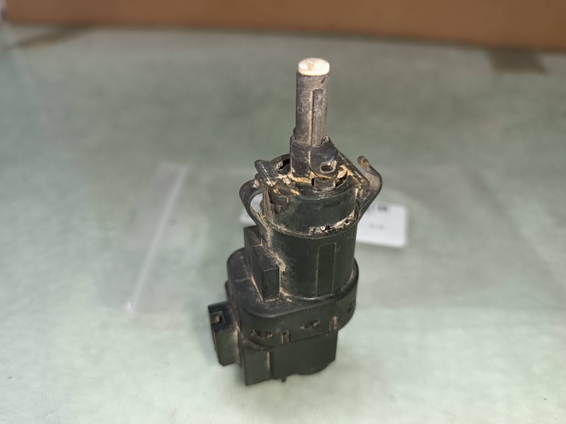 Recambio de sensor para ford fiesta (cb1) econetic referencia OEM IAM 3M5T13480AC  PEDAL DE FRENO