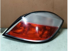 Recambio de piloto trasero derecho para opel astra h berlina elegance referencia OEM IAM 159728  