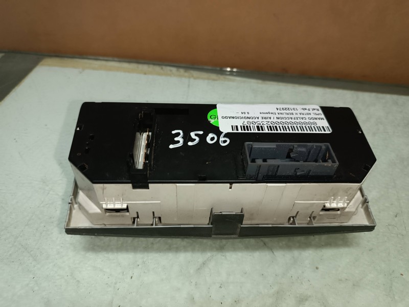 Recambio de mando calefaccion / aire acondicionado para opel astra h berlina elegance referencia OEM IAM 13122974 90151241 