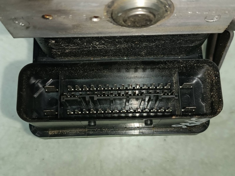 Recambio de abs para bmw serie 1 berlina (e81/e87) 120d referencia OEM IAM 3451677816301 10020602864 3452677816401