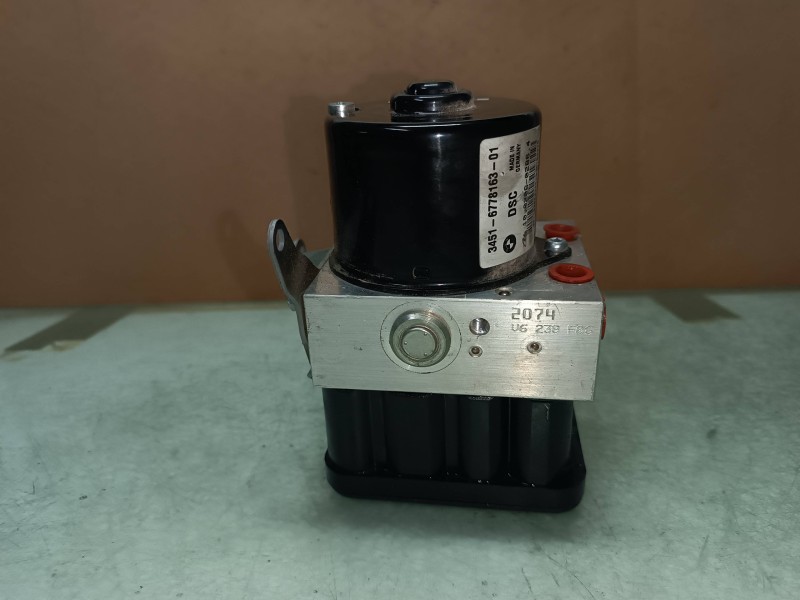 Recambio de abs para bmw serie 1 berlina (e81/e87) 120d referencia OEM IAM 3451677816301 10020602864 3452677816401