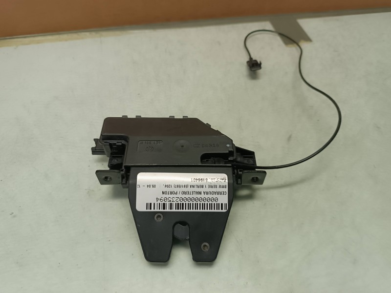 Recambio de cerradura maletero / porton para bmw serie 1 berlina (e81/e87) 120d referencia OEM IAM 8196401  