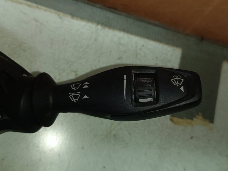 Recambio de mando luces para ford fiesta (cb1) ambiente referencia OEM IAM 8A6T13N064GE 8A6T13335CC 8A6T17A553AC