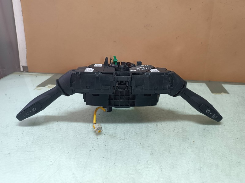 Recambio de mando luces para ford fiesta (cb1) titanium referencia OEM IAM 8A6T13N064GD 8A6T13335CB 8A6T17A553