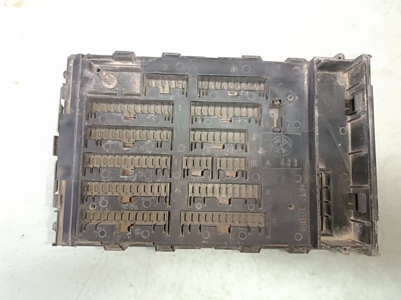 Recambio de caja reles / fusibles para alfa romeo 146 2.0 td l referencia OEM IAM 82461739 60619640 60618024