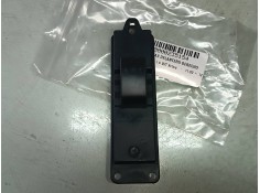 Recambio de mando elevalunas delantero derecho para mazda 3 berlina (bk) 1.6 vvt active referencia OEM IAM 03123100  CONECTOR 12