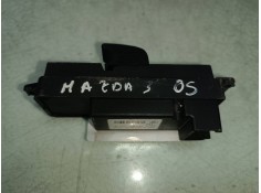 Recambio de mando elevalunas trasero izquierdo para mazda 3 berlina (bk) 1.6 vvt active referencia OEM IAM 03123110  CONECTOR 12 2