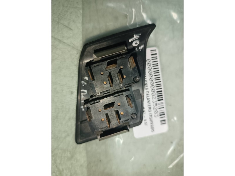 Recambio de mando elevalunas delantero izquierdo para alfa romeo 155 1.6 16v cat referencia OEM IAM 1125757600 050141883 