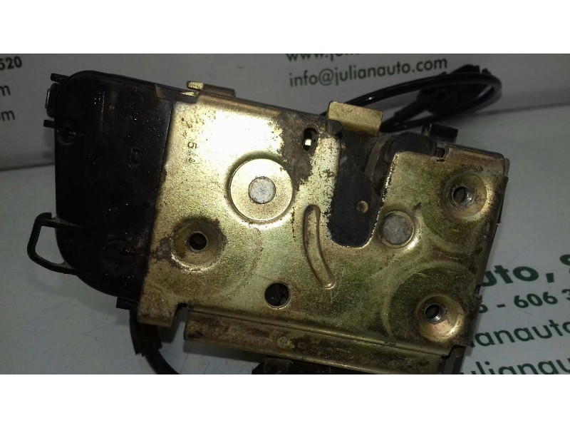 Recambio de cerradura puerta trasera izquierda para renault scenic ii confort dynamique referencia OEM IAM   6 PINES