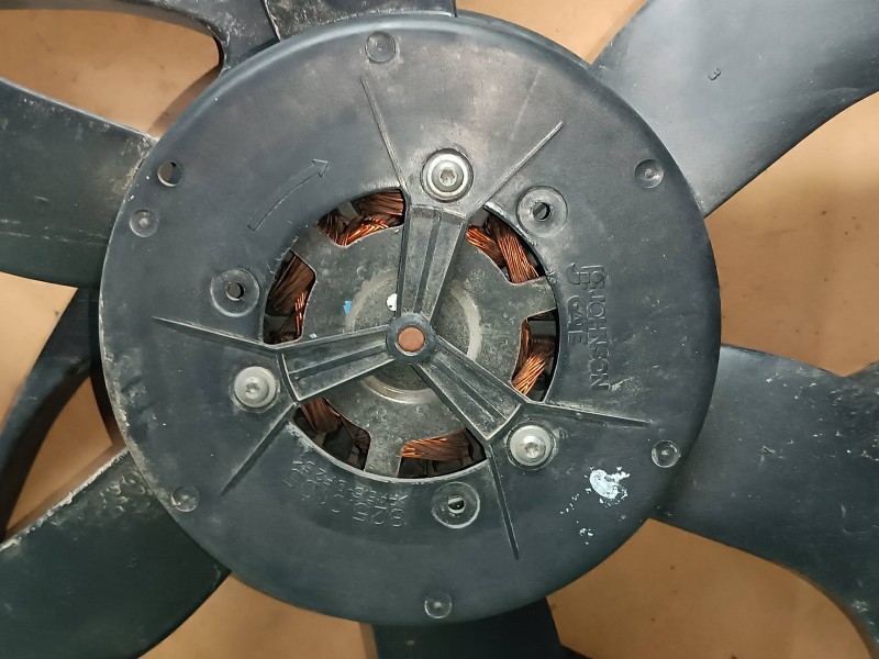 Recambio de electroventilador para bmw serie 1 berlina (e81/e87) 120d referencia OEM IAM 16326937515 5020335 