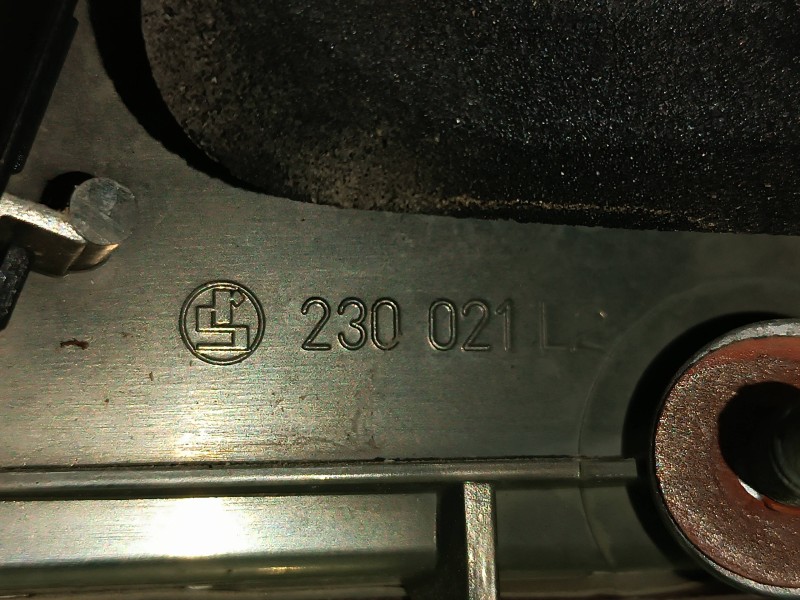 Recambio de piloto trasero izquierdo para bmw serie 3 berlina (e46) 318i referencia OEM IAM 8364921 230021 230021L2