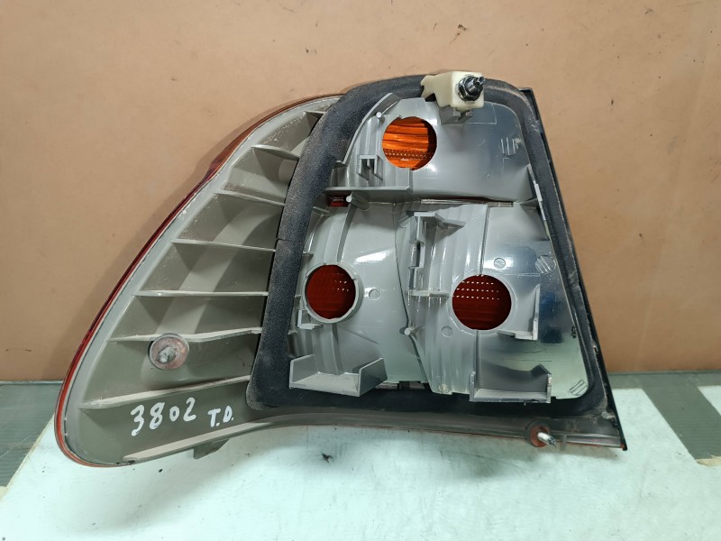 Recambio de piloto trasero derecho para bmw serie 3 berlina (e46) 318i referencia OEM IAM 8364922 230022 230022R2