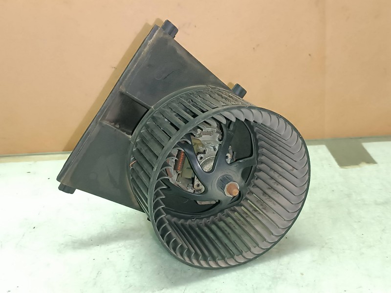 Recambio de ventilador calefaccion para seat toledo (1m2) select referencia OEM IAM 1J1819021A H35657880E 2 PINES