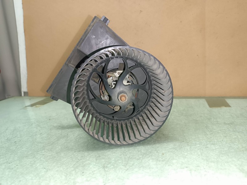 Recambio de ventilador calefaccion para seat toledo (1m2) select referencia OEM IAM 1J1819021A H35657880E 2 PINES