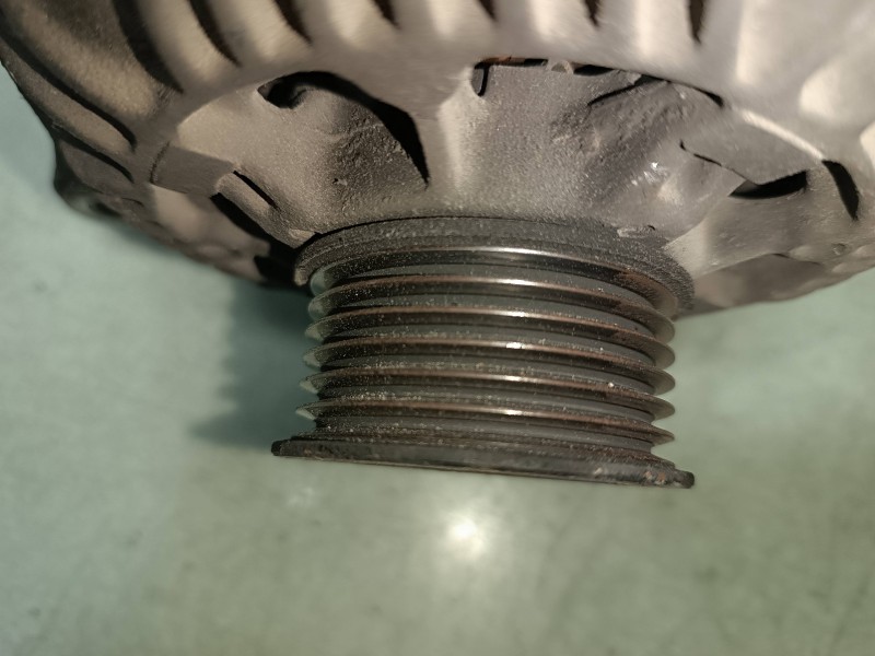 Recambio de alternador para bmw serie 3 berlina (e46) 318i referencia OEM IAM 7509101  90A