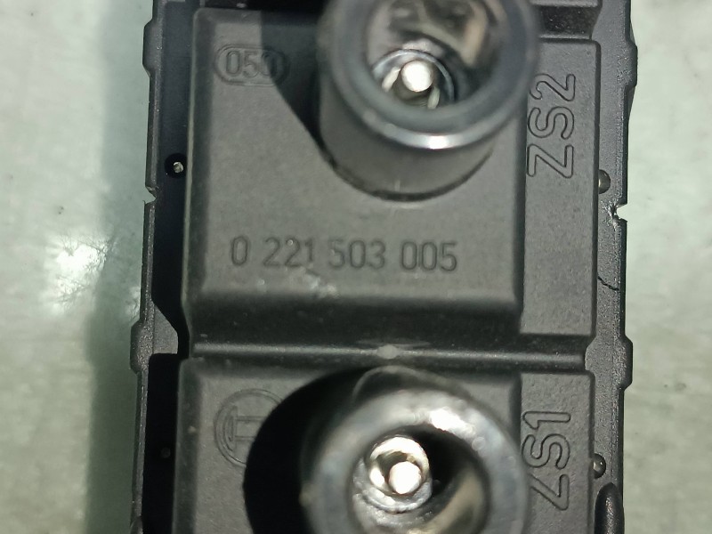 Recambio de bobina encendido para bmw serie 3 berlina (e46) 318i referencia OEM IAM 0221503005  BOSCH