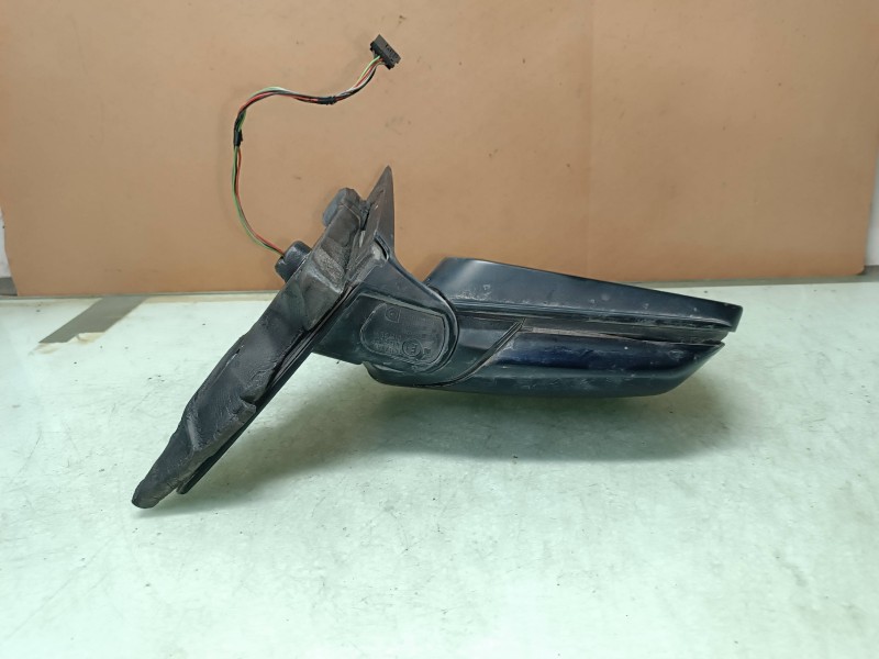 Recambio de retrovisor derecho para bmw serie 3 berlina (e46) 318i referencia OEM IAM 32022  ELECTRICO