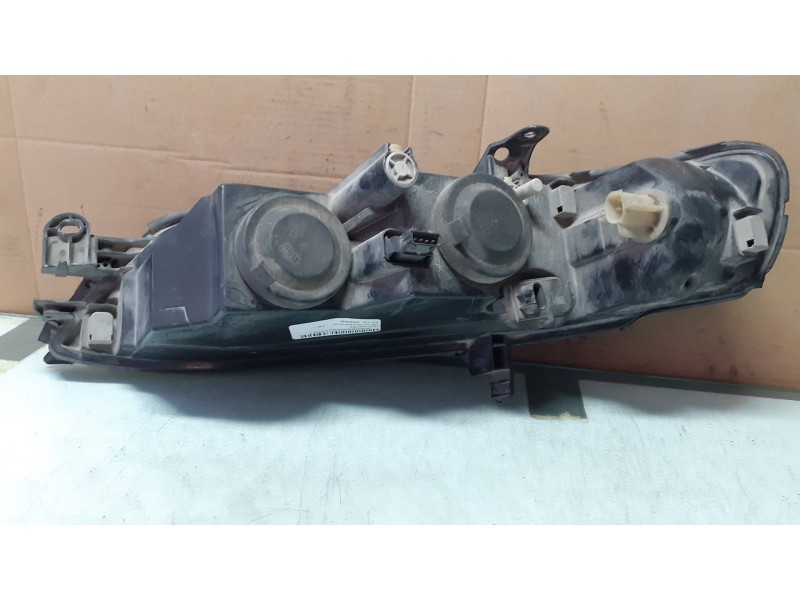 Recambio de faro derecho para opel vectra b berlina cd referencia OEM IAM 90586845  67743040
