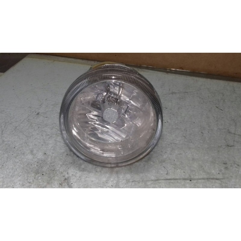 Recambio de faro antiniebla derecho para citroen c3 1.4 referencia OEM IAM 9648947780  CONECTOR 2 PINES