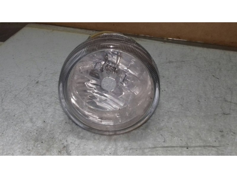 Recambio de faro antiniebla derecho para citroen c3 1.4 referencia OEM IAM 9648947780  CONECTOR 2 PINES