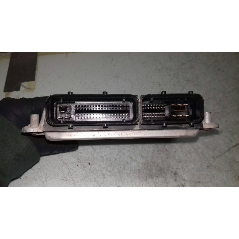 Recambio de centralita motor uce para volkswagen golf iv berlina (1j1) highline referencia OEM IAM 038906012BT 0281010229 BOSCH