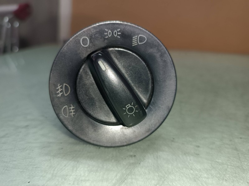 Recambio de mando luces para volkswagen golf iv berlina (1j1) highline referencia OEM IAM 1C0941531A  