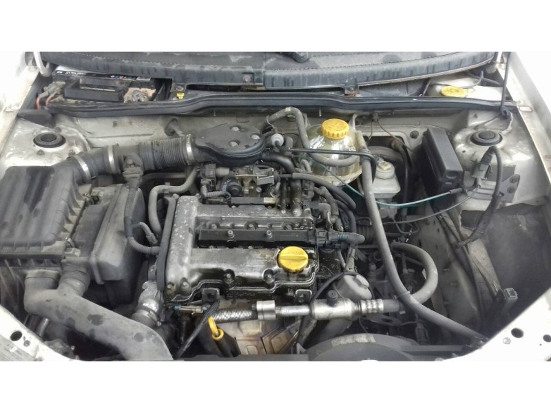 opel corsa b del año 1999