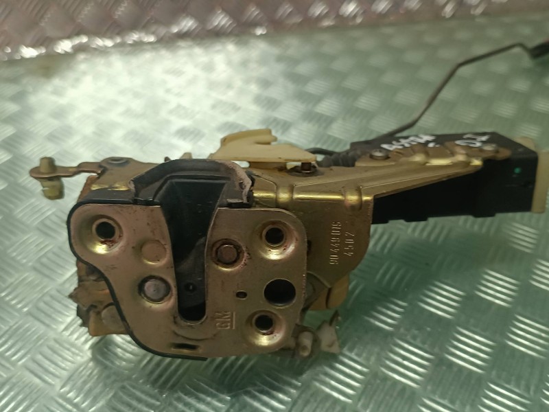 Recambio de cerradura puerta delantera izquierda para opel astra f berlina california referencia OEM IAM 90449072 1101215 ELECTR