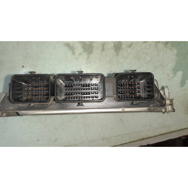 Recambio de centralita motor uce para ford focus berlina (cap) ambiente (d) referencia OEM IAM 0281011701 6M5112A650NC 