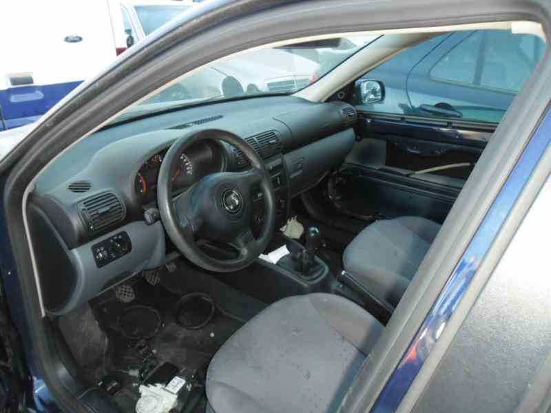 seat toledo (1m2) del año 2001