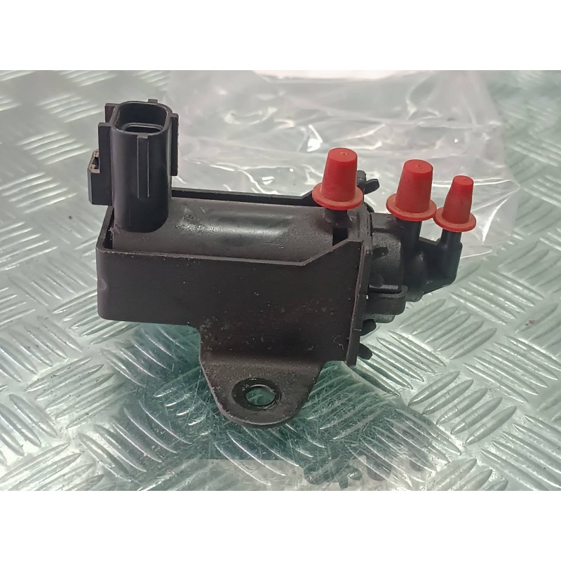 Recambio de valvula aire adicional para ford mondeo berlina (ge) ambiente (06.2003) (d) referencia OEM IAM   CONECTOR 2 PINES