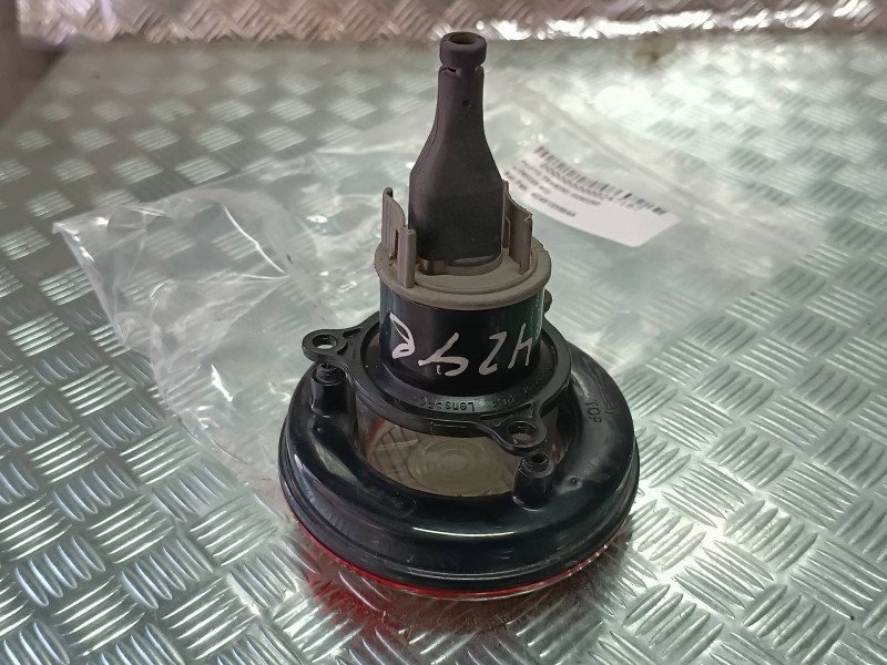 Recambio de piloto trasero derecho para microcar mc2 referencia OEM IAM 4C4613368AA  TAPA BLANCA