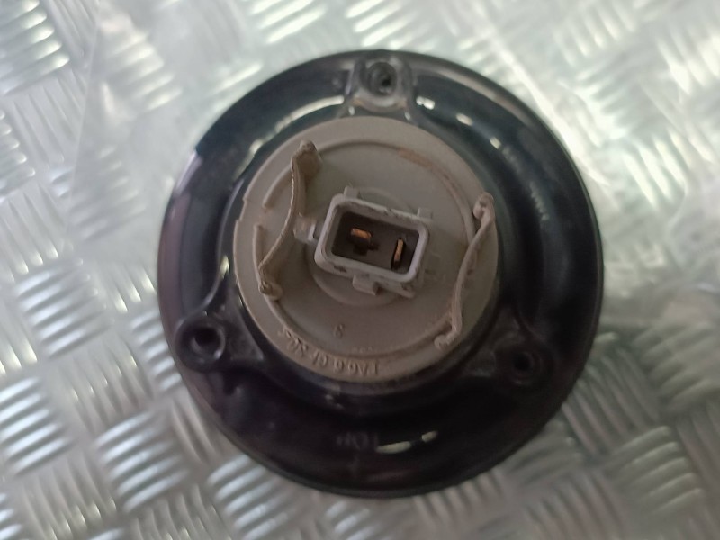 Recambio de piloto trasero izquierdo para microcar mc2 referencia OEM IAM 4C4613368A CONECTOR 2 PINES TAPA ROJA