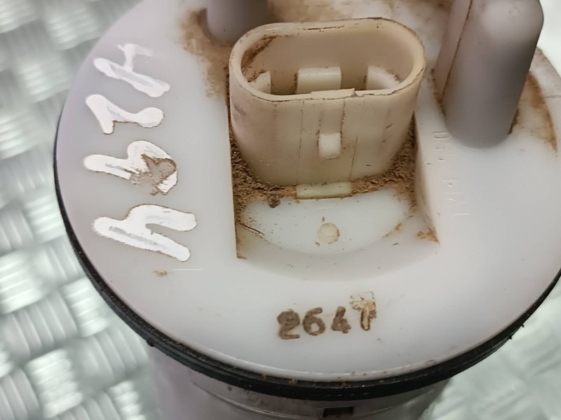 Recambio de aforador para microcar mc2 referencia OEM IAM 2647 CONECTOR 3 PINES MICROCAR