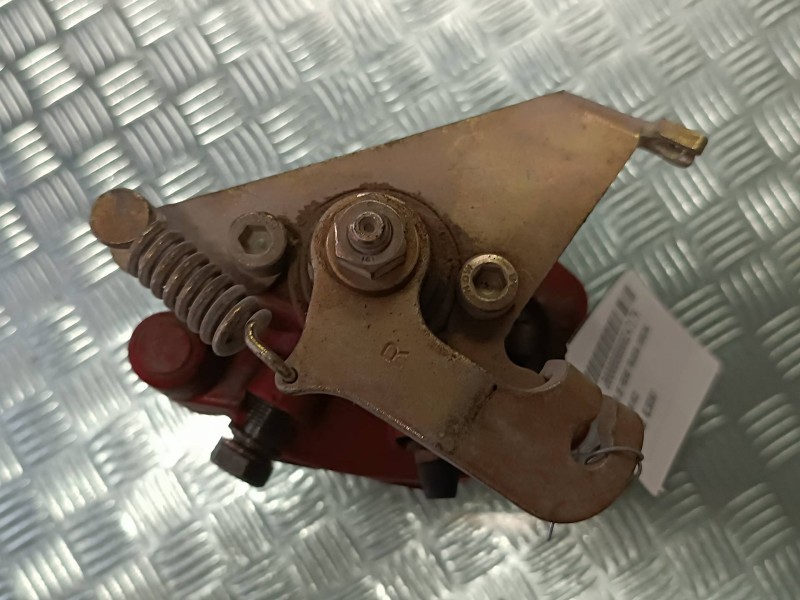 Recambio de pinza de freno trasera derecha para microcar mc2 referencia OEM IAM KL503A1 02A18730 LIGIER