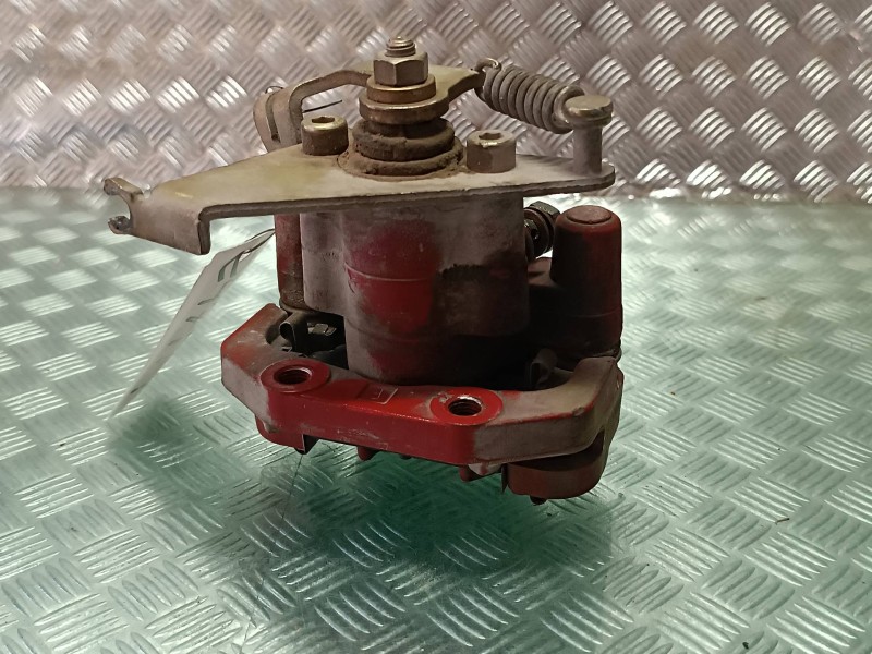 Recambio de pinza de freno trasera derecha para microcar mc2 referencia OEM IAM KL503A1 02A18730 LIGIER