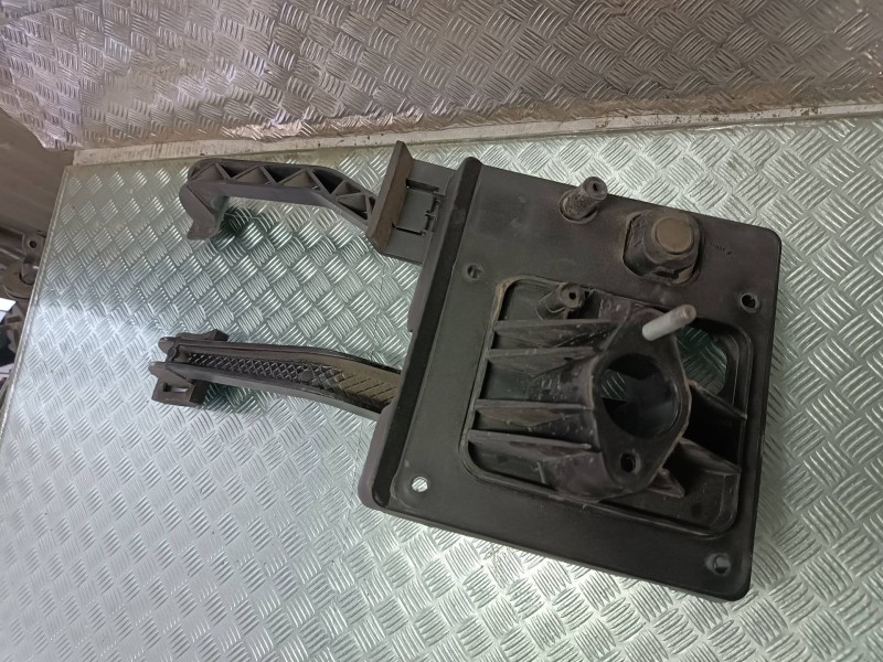 Recambio de pedalera completa para microcar mc2 referencia OEM IAM 191165 191164 LIGIER