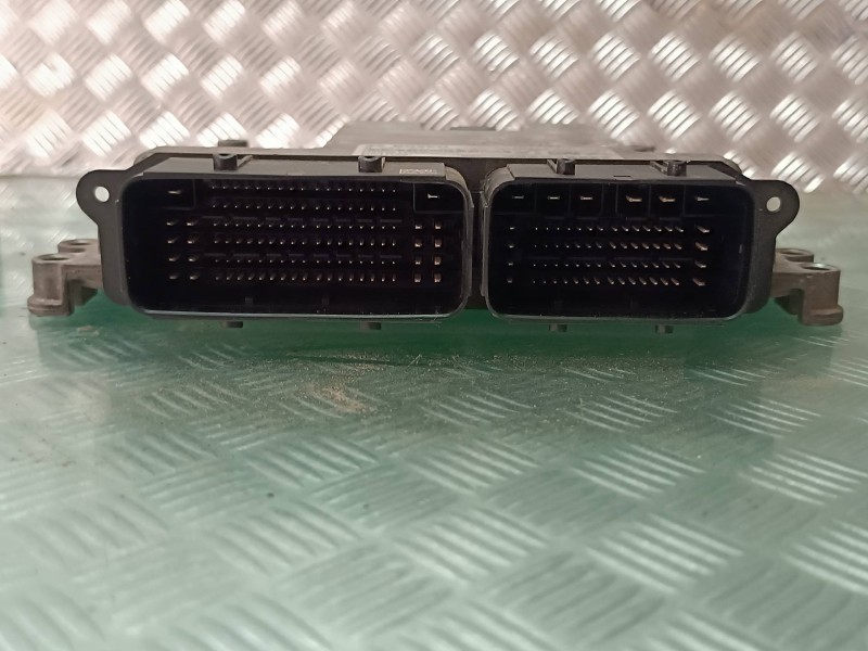 Recambio de centralita motor uce para citroen c4 picasso feel referencia OEM IAM 9813283980 980668798001 KIT - BOSCH