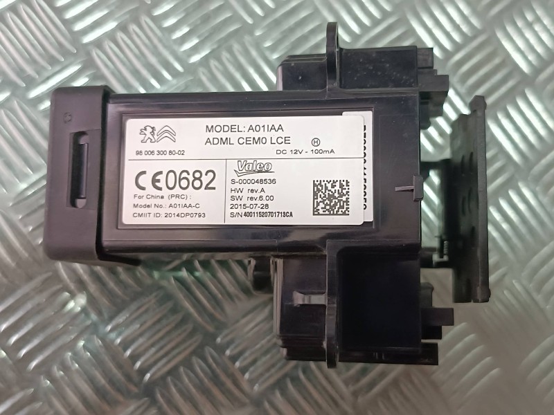 Recambio de centralita motor uce para citroen c4 picasso feel referencia OEM IAM 9813283980 980668798001 KIT - BOSCH