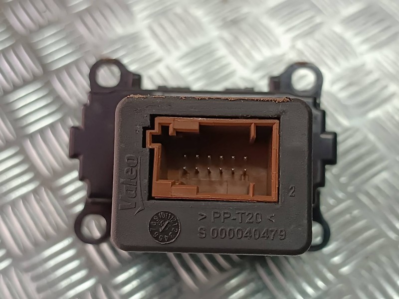 Recambio de centralita motor uce para citroen c4 picasso feel referencia OEM IAM 9813283980 980668798001 KIT - BOSCH