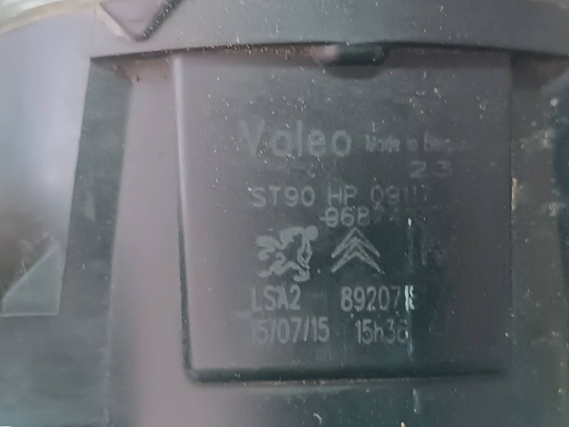 Recambio de faro antiniebla izquierdo para citroen c4 picasso feel referencia OEM IAM 9687410080 89211690 VALEO