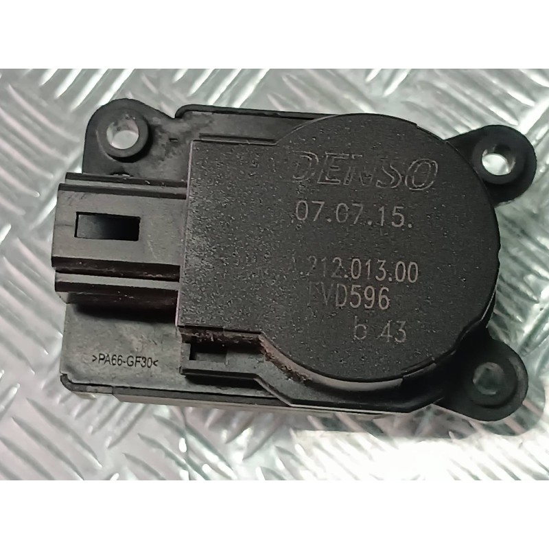 Recambio de motor apertura trampillas climatizador para citroen c4 picasso feel referencia OEM IAM A21201300 CONECTOR 6 PINES DE